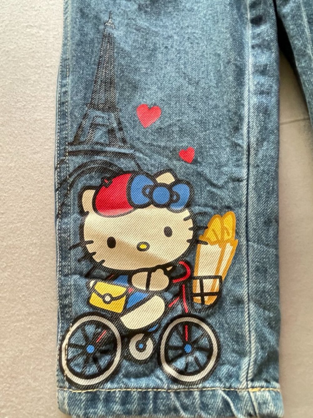 Hello Kitty Sanrio Girls 4T Denim Overalls Eiffel Tower Bicycle - Picture 4 of 10